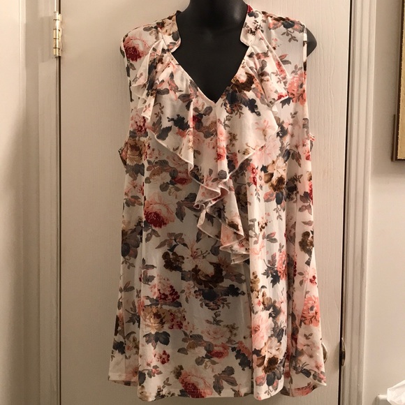 Siren Lily Tops - (1X) Plus Size NWOT Floral Ruffle Tank Top